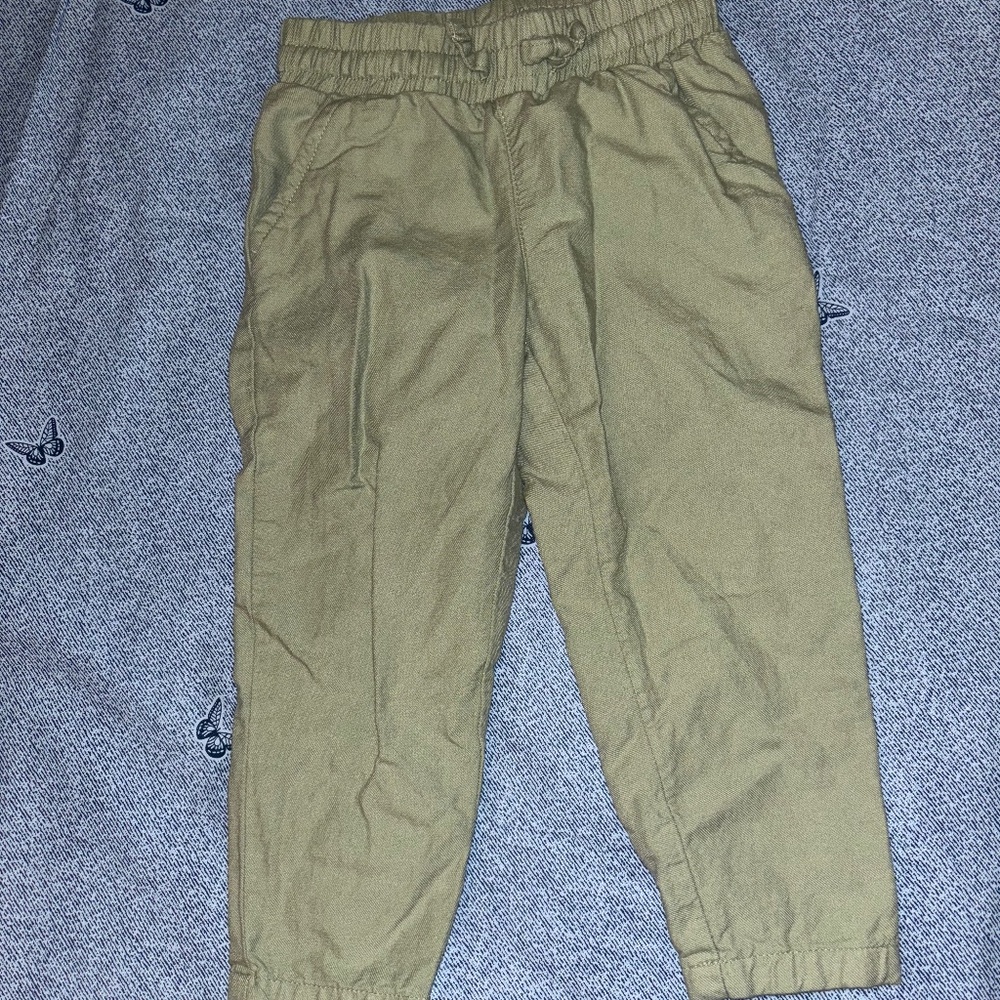 Carter’s 2T Sage Joggers